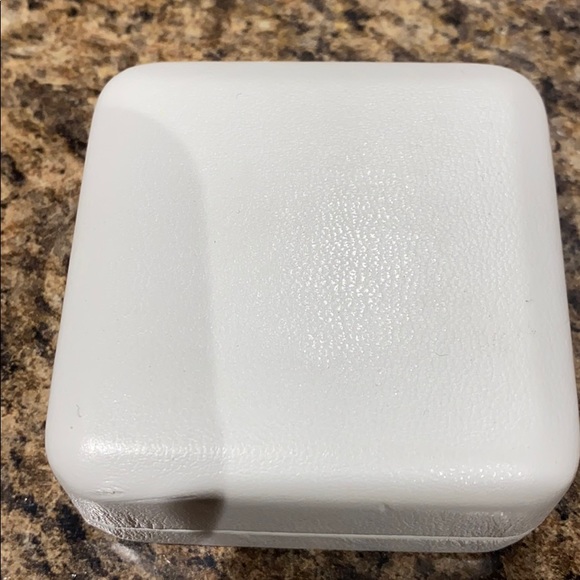 NWT earrings. - Picture 4 of 5